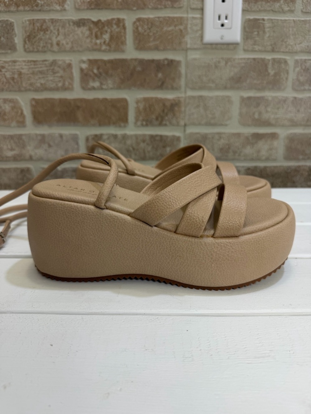 Altar’d State Women’s Nude Platform Ankle Wrap Sandals Size 6 Graduation Summer - Picture 5 of 11